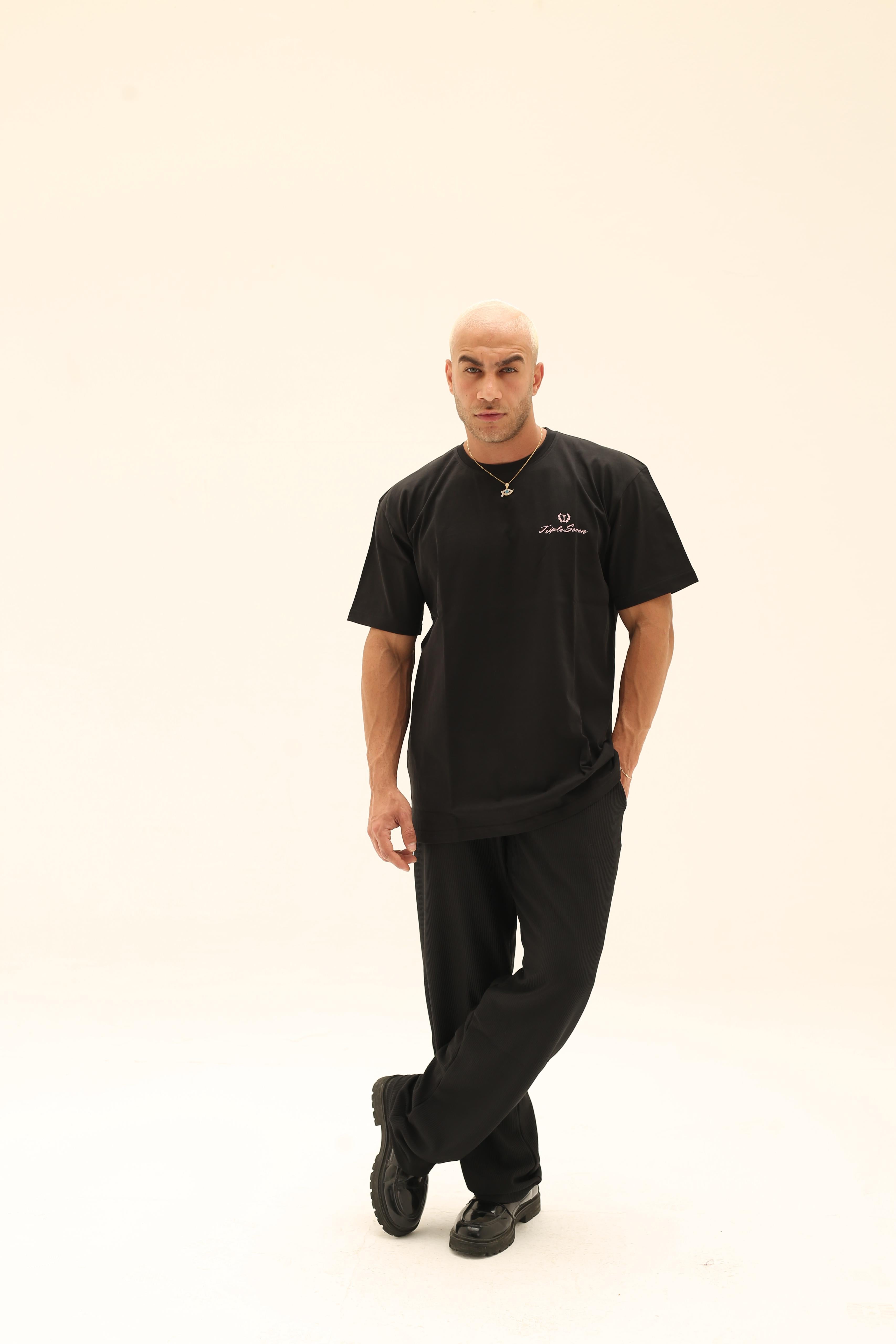 T7 Core t-shirt (black with wahsed pink signature detailing)