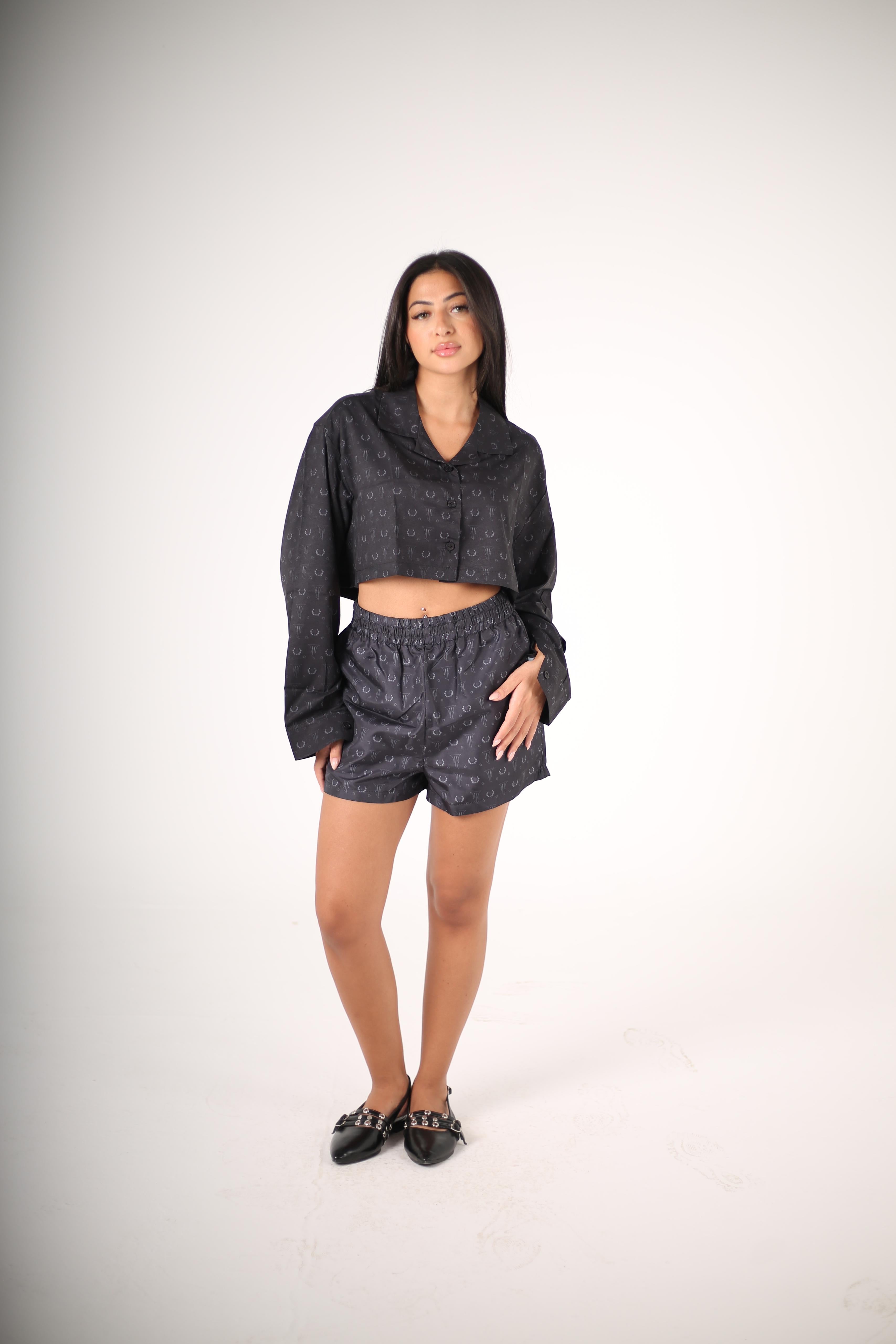 The obsidian bloom collection Soft satin T signature print Shorts(Girls)
