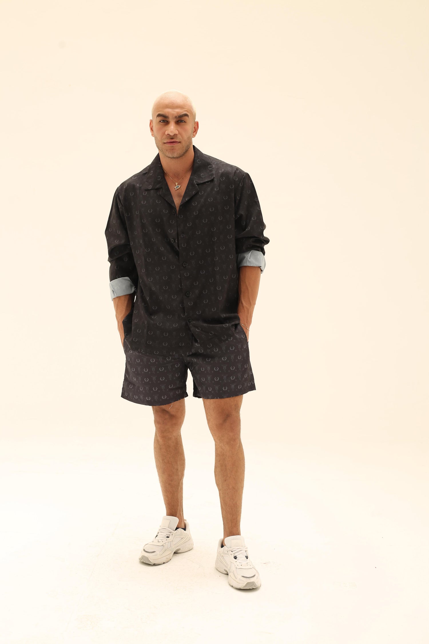 The beach club Shorts